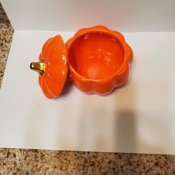 Pumpkin Trinket Box, Ceramic Pumpkin, Fall Decor, Autumn Decor, Orange Pumpkin - Picture 4 of 6